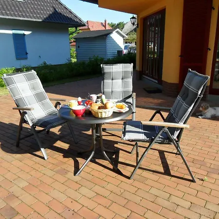 Zum-luetten-leuchtturm *