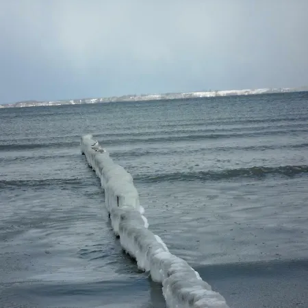 Zum-luetten-leuchtturm