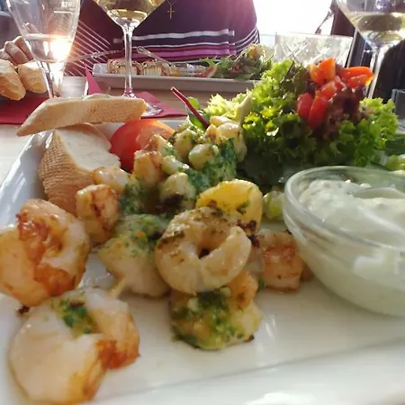 Zum-luetten-leuchtturm