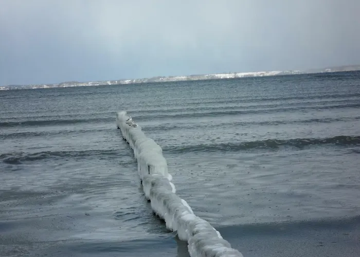 Zum-luetten-leuchtturm